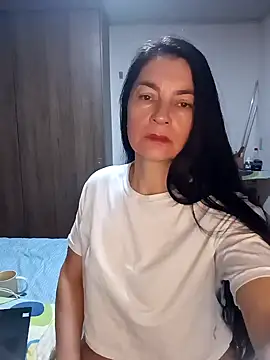 renata hot1 online show from 13, 1, 2025