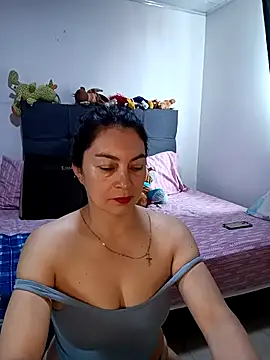 renata hot1 online show from 3, 10, 2025