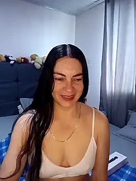 Snapshot of renata_hot1 chatting on 27, 4, 2026 renata hot1 online show from 27, 4, 2026