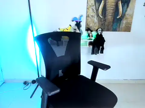 Snapshot of nairobbits chatting on 13, 10, 2025 nairobbits online show from 13, 10, 2025