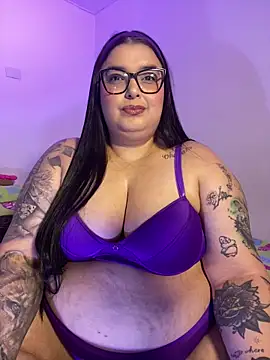 Snapshot of Apriilpeach_ chatting on 10, 10, 2025 Apriilpeach online show from 10, 10, 2025