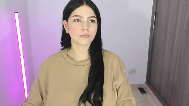 Natasha su  online show from 15, 11, 2025