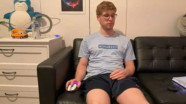 BlueEyedTallGuy94 online show from 14, 12, 2024