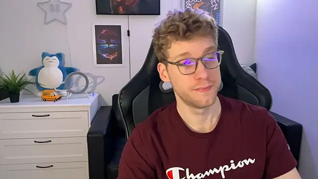 BlueEyedTallGuy94 online show from 14, 1, 2025