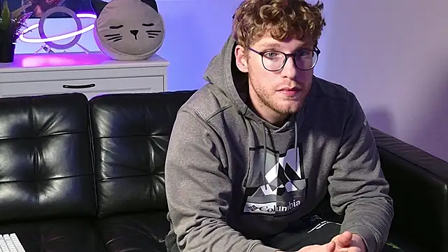 BlueEyedTallGuy94 online show from 7, 11, 2025