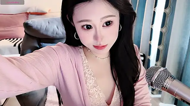 QQ-tutu online show from 1, 12, 2025