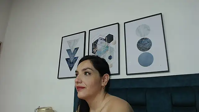 Sophia-Smith2 online show from 11, 3, 2025