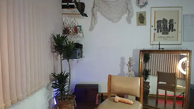 Siriss boyrag online show from 9, 10, 2025