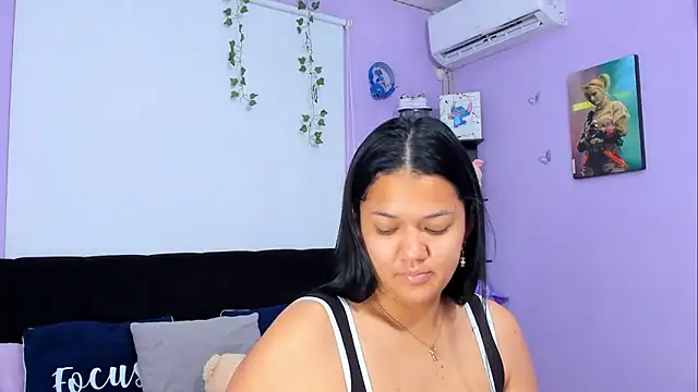 Snapshot of sara_mendez2 chatting on 13, 1, 2025 sara mendez2 online show from 13, 1, 2025