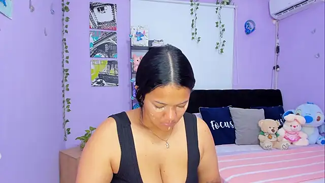 Snapshot of sara_mendez2 chatting on 11, 2, 2025 sara mendez2 online show from 11, 2, 2025