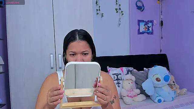 Snapshot of sara_mendez2 chatting on 19, 9, 2025 sara mendez2 online show from 19, 9, 2025