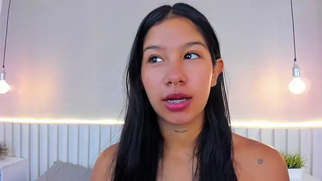 Snapshot of Aida_moreno chatting on 11, 2, 2025 Aida moreno online show from 11, 2, 2025