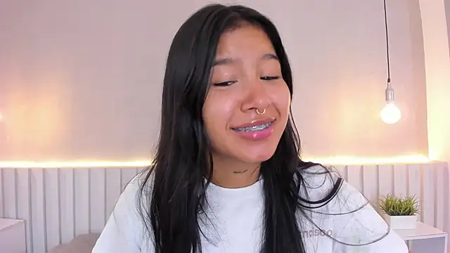 Snapshot of Aida_moreno chatting on 19, 2, 2025 Aida moreno online show from 19, 2, 2025