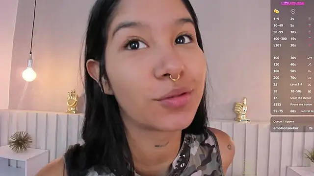 Snapshot of Aida_moreno chatting on 4, 3, 2025 Aida moreno online show from 4, 3, 2025