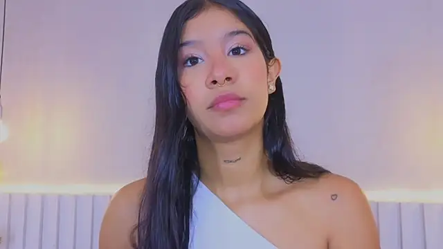 Snapshot of Aida_moreno chatting on 15, 9, 2025 Aida moreno online show from 15, 9, 2025