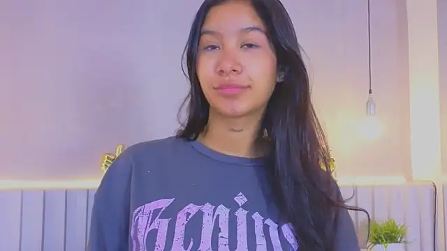 Snapshot of Aida_moreno chatting on 28, 9, 2025 Aida moreno online show from 28, 9, 2025