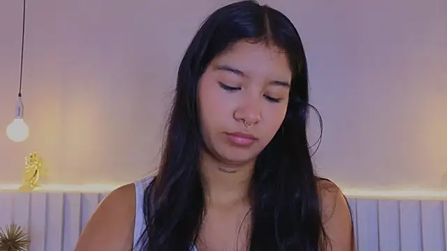 Snapshot of Aida_moreno chatting on 30, 10, 2025 Aida moreno online show from 30, 10, 2025