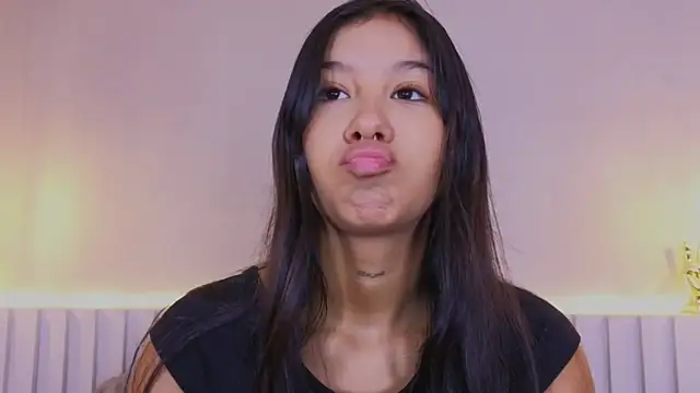 Snapshot of Aida_moreno chatting on 12, 11, 2025 Aida moreno online show from 12, 11, 2025