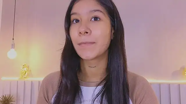 Snapshot of Aida_moreno chatting on 27, 11, 2025 Aida moreno online show from 27, 11, 2025