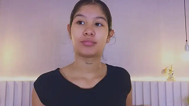 Snapshot of Aida_moreno chatting on 30, 11, 2025 Aida moreno online show from 30, 11, 2025