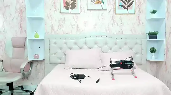 Snapshot of VICTORIA_HOUSTON chatting on 24, 1, 2025 VICTORIA HOUSTON online show from 24, 1, 2025
