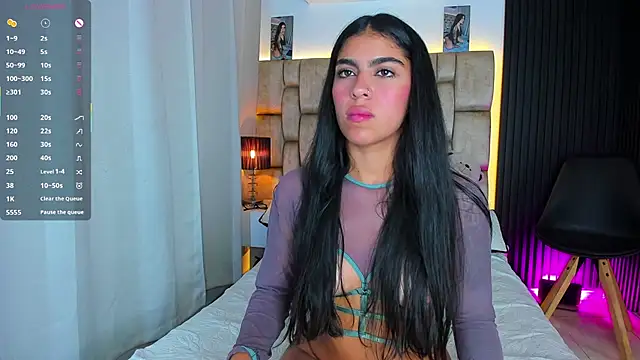 little sophie18 online show from 18, 4, 2026