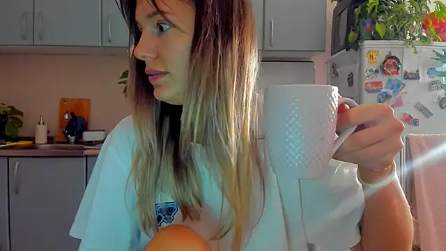 foxy blond online show from 18, 10, 2025