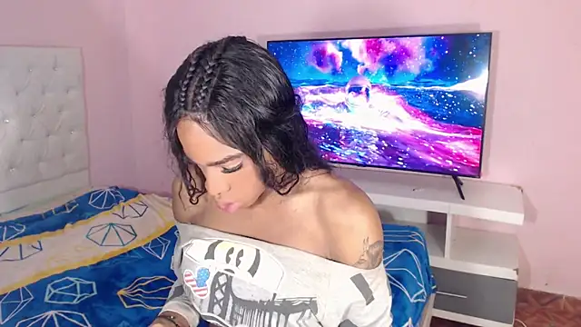 DannaDocell online show from 10, 2, 2025