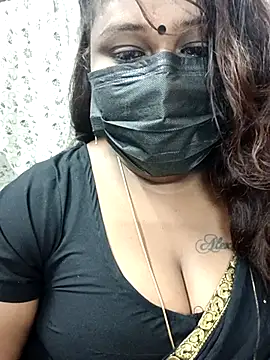 Snapshot of simran21 chatting on 8, 3, 2025 simran21 online show from 8, 3, 2025