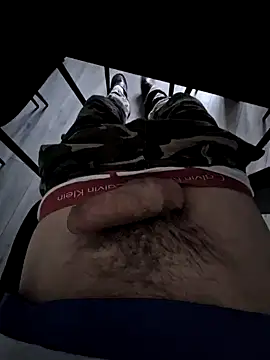 szukam-zony1987 online show from 13, 12, 2024