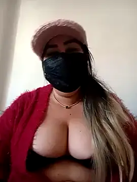 Snapshot of Jawahir-pretty-women chatting on 18, 12, 2024 Jawahir-pretty-women online show from 18, 12, 2024