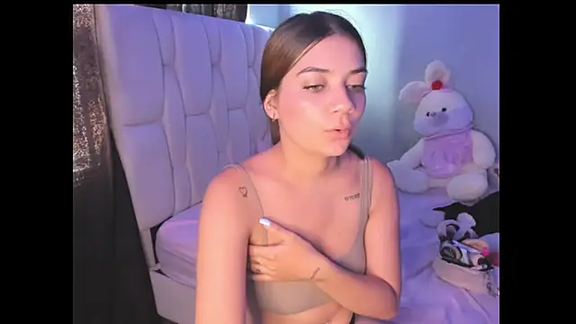 KittyKlum online show from 19, 3, 2025