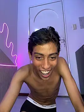 Mauuu18 online show from 14, 12, 2024