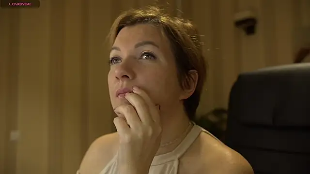 Katherine Fox online show from 13, 12, 2024