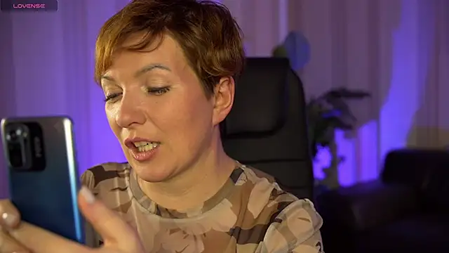 Katherine Fox online show from 26, 12, 2024