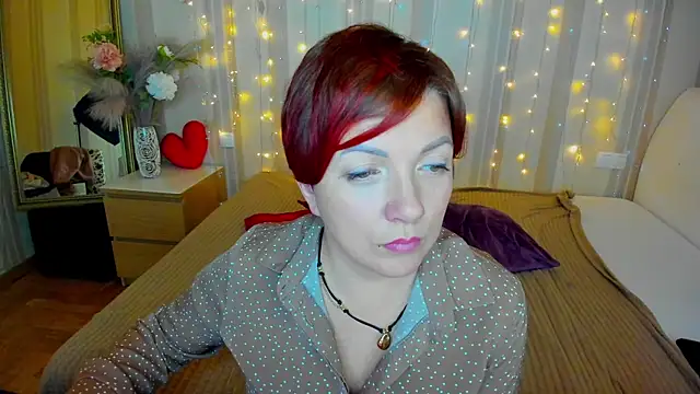 Katherine Fox online show from 6, 3, 2025