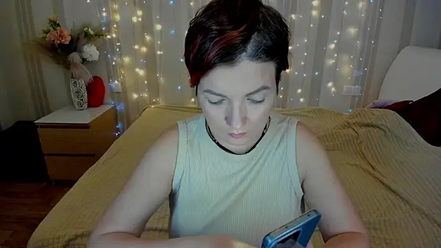 Katherine Fox online show from 21, 3, 2025