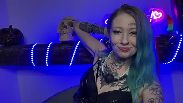 Snapshot of coyemoo chatting on 11, 1, 2025 coyemoo online show from 11, 1, 2025