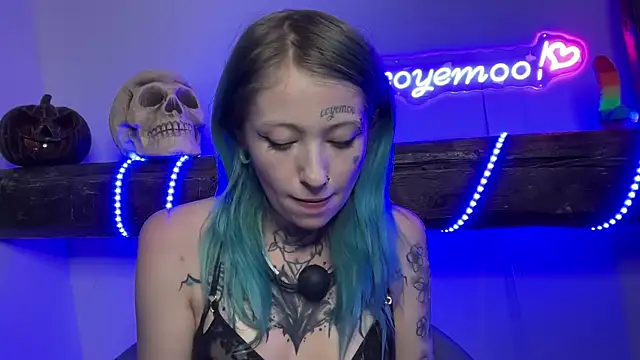 Snapshot of coyemoo chatting on 14, 1, 2025 coyemoo online show from 14, 1, 2025