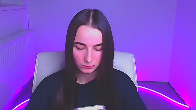 Eva Janee online show from 19, 12, 2024