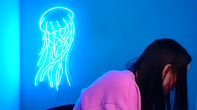 Eva Janee online show from 20, 2, 2025