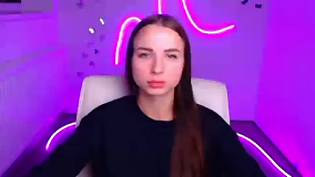 Eva Janee online show from 15, 11, 2025