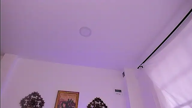 VeronicaGilss online show from 8, 10, 2025