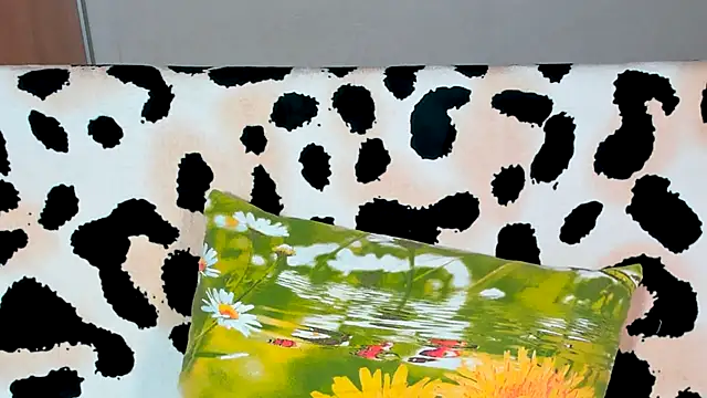 Snapshot of VeronikaKissuchi chatting on 13, 2, 2025 VeronikaKissuchi online show from 13, 2, 2025