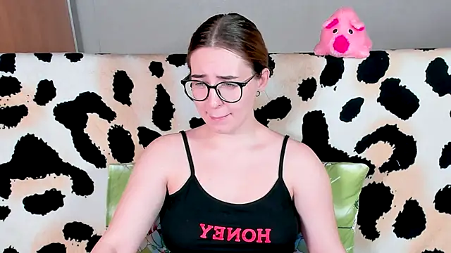 Snapshot of VeronikaKissuchi chatting on 17, 2, 2025 VeronikaKissuchi online show from 17, 2, 2025