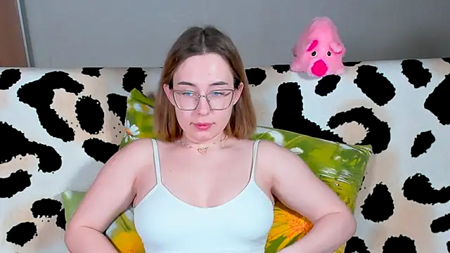 Snapshot of VeronikaKissuchi chatting on 19, 2, 2025 VeronikaKissuchi online show from 19, 2, 2025