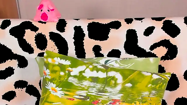 Snapshot of VeronikaKissuchi chatting on 19, 2, 2025 VeronikaKissuchi online show from 19, 2, 2025