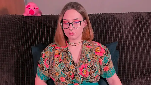 Snapshot of VeronikaKissuchi chatting on 13, 3, 2025 VeronikaKissuchi online show from 13, 3, 2025