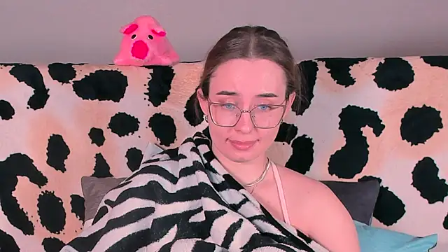 Snapshot of VeronikaKissuchi chatting on 20, 3, 2025 VeronikaKissuchi online show from 20, 3, 2025