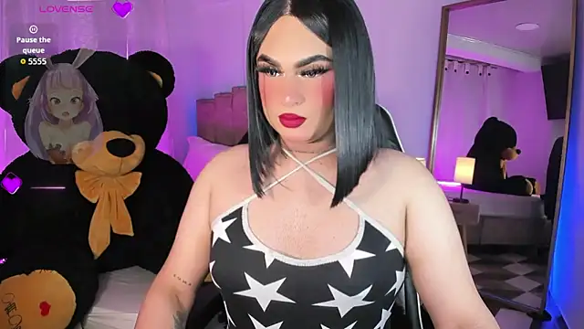 Snapshot of alexia_mattel chatting on 6, 11, 2025 alexia mattel online show from 6, 11, 2025